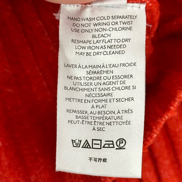 Urban Outfitters Cropped Red/Orange Knit Cardigan - Picture 4 of 7